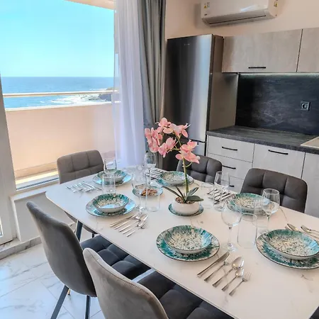 Sea View Luxury Apartments-infinity Sea Panorama Appartamento Ahtopol
